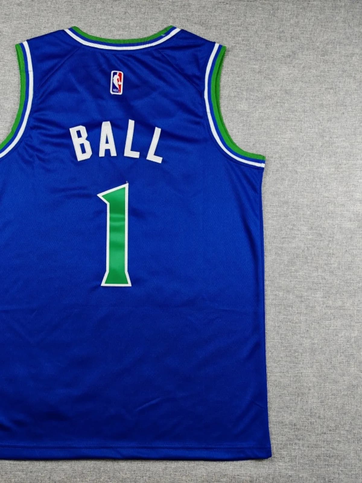 Camiseta Timberwolves · Lamelo Ball 1, Icon 2026-27, foto 2